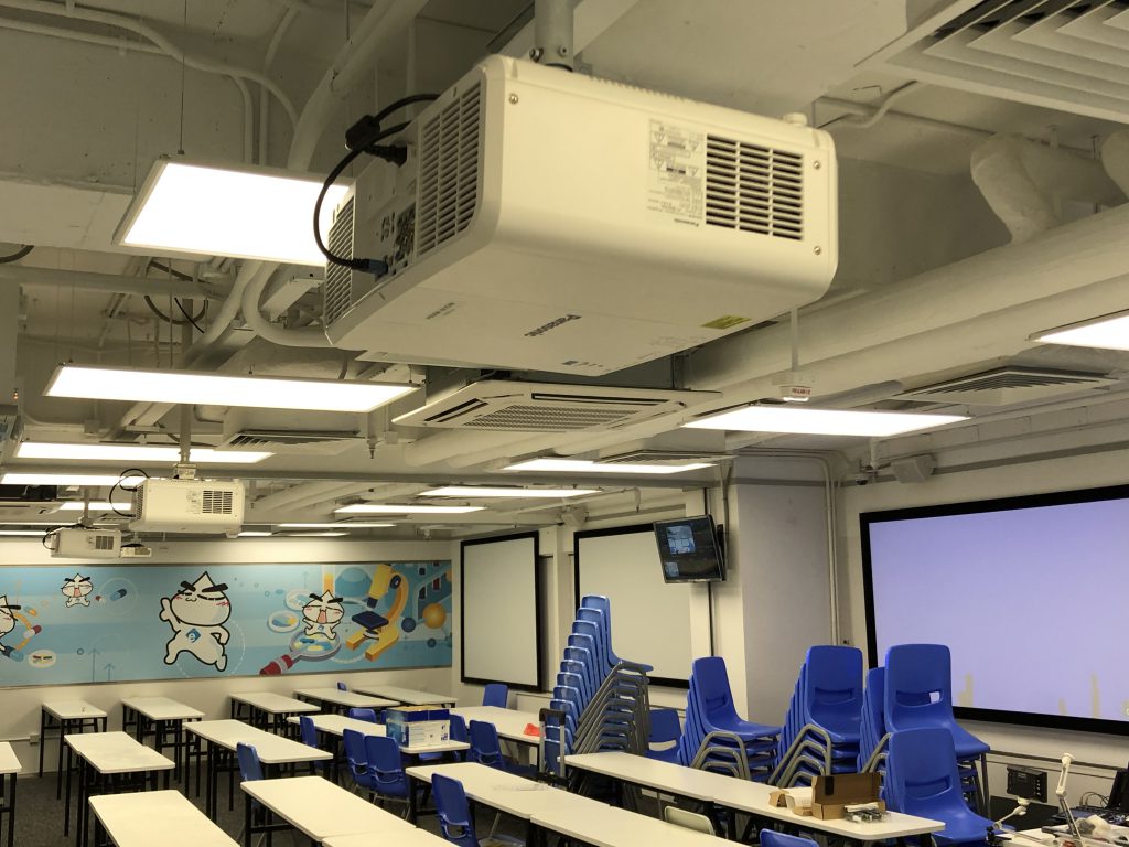 The advanced projector and audio system help students learn more efficiently.
