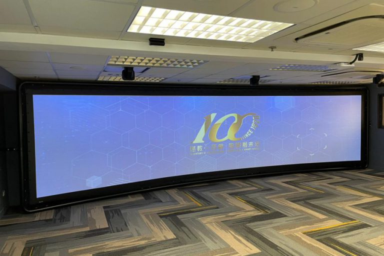 Installation of largescreen TV wall WISE AV Solution